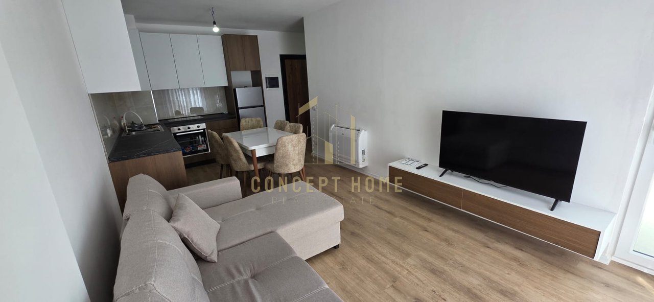 Jepet me qera apartament 2+1+P tek Univers City

Siperfaqe :70 m2

•Kati i 2