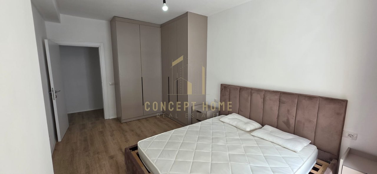 Jepet me qera apartament 2+1+P tek Univers City

Siperfaqe :70 m2

•Kati i 2