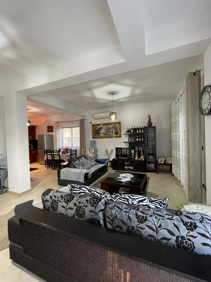 Casa in affitto a Kamez