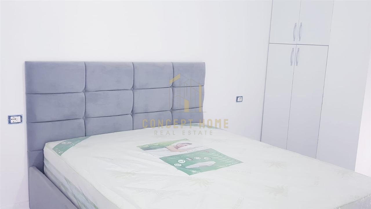 Jepet me qera apartment 1+1 tek Komuna e Parisit