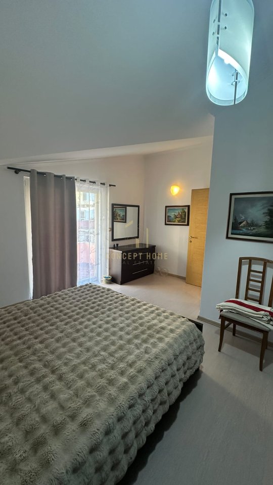 Appartamento in affitto 3+1+posto auto presso Kristal Center.