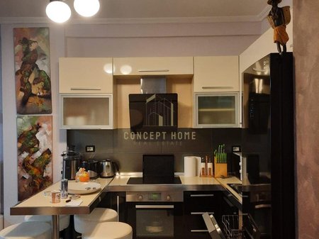 Jepet apartament me qera 2+1 te Kodra e Diellit.