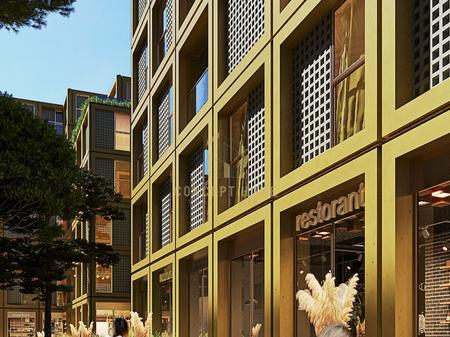 Shitet apartament 3+1  tek Stacioni i Trenit/370,000 euro