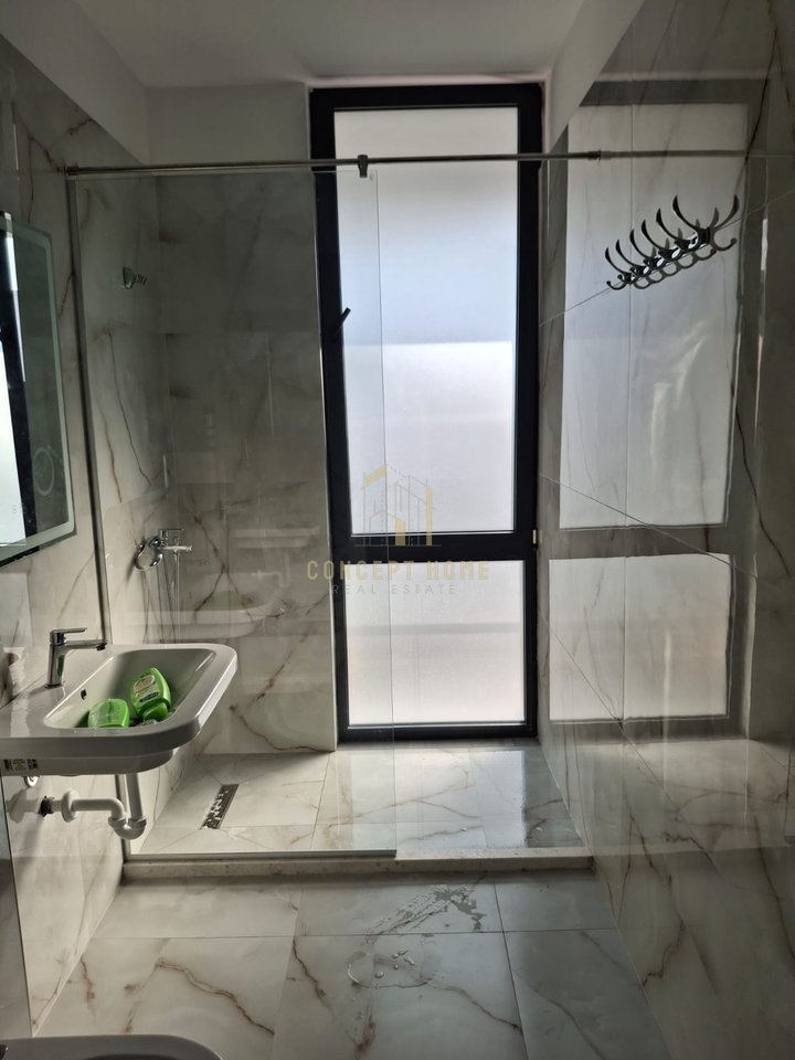 Apartament me qera 2+1 ne Porcelan.