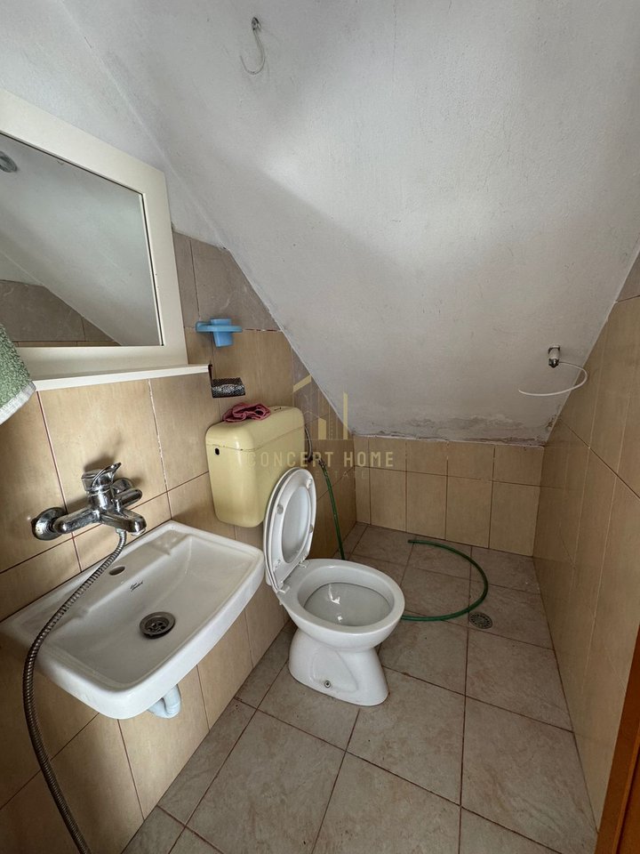 Jepet me qera shtepi  2+1+2 + Parkim ne Shkoze.