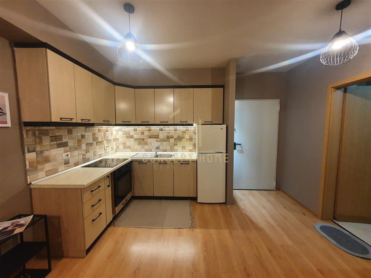 Apartament 1+1 me qera - Kompleksi Kontakt, 21 Dhjetori