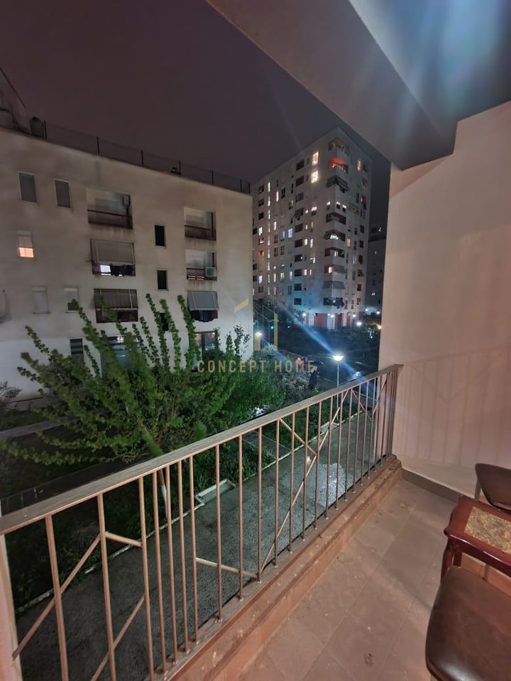 Apartament 1+1 me qera - Kompleksi Kontakt, 21 Dhjetori