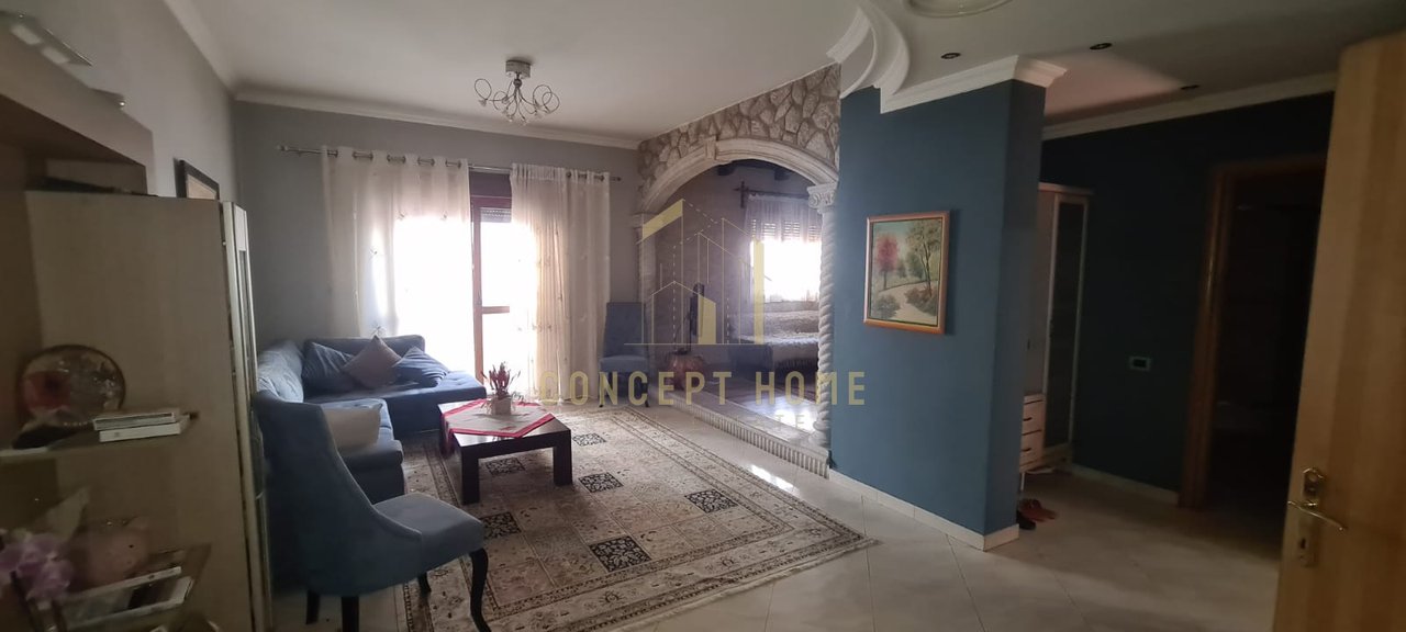 Shitet vile ne Myslym Shyr