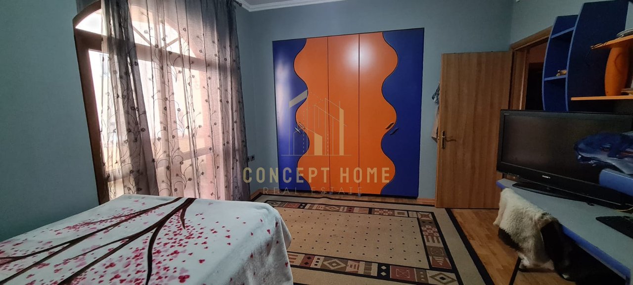 Shitet vile ne Myslym Shyr