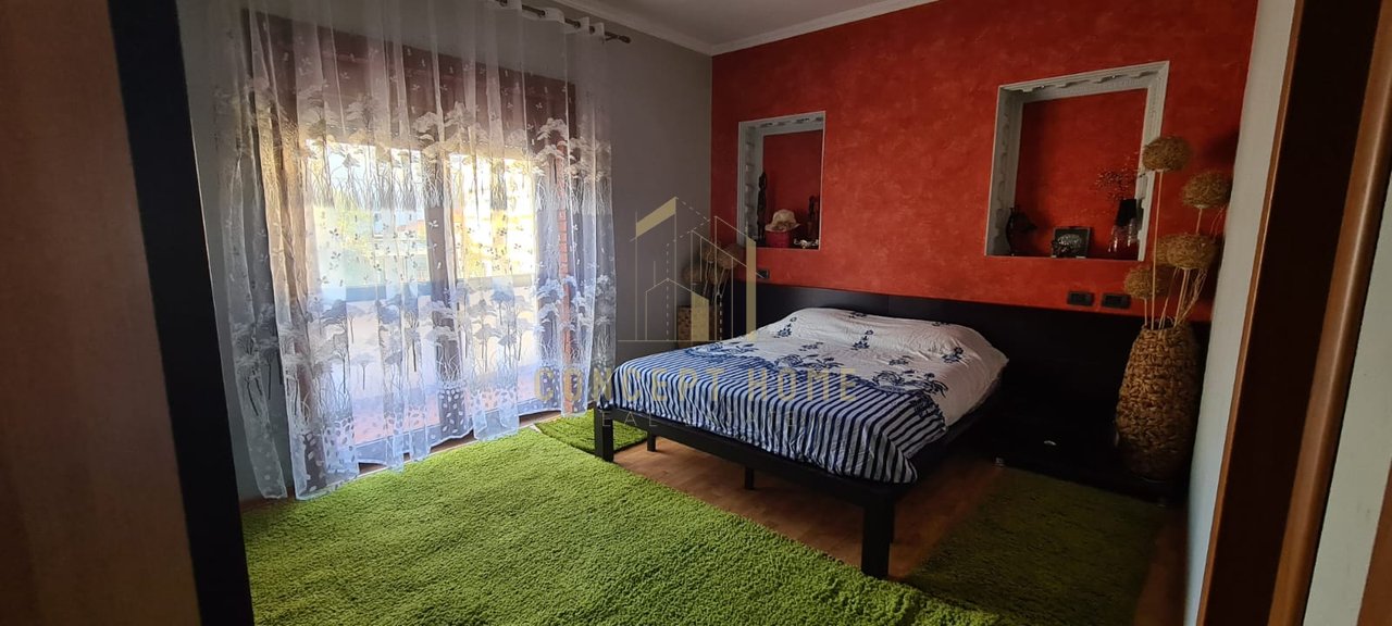 Shitet vile ne Myslym Shyr