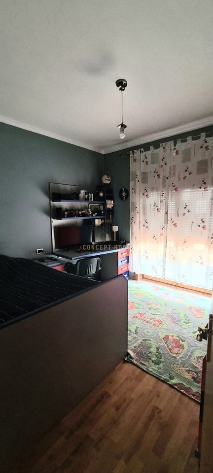 Shitet vile ne Myslym Shyr