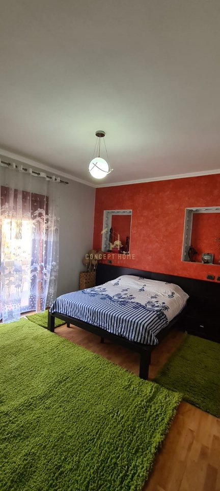 Shitet vile ne Myslym Shyr