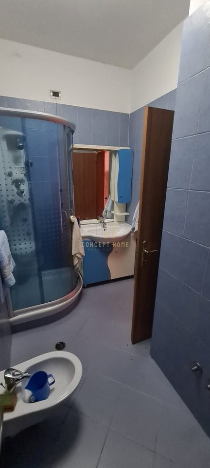 Shitet vile ne Myslym Shyr