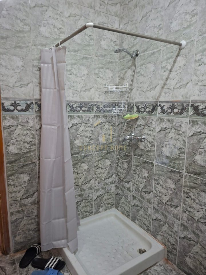 Apartament 2+1 Me Qira në Kodra e Diellit, Komuna e Parisit, Tiranë - 650€ | 130 m²