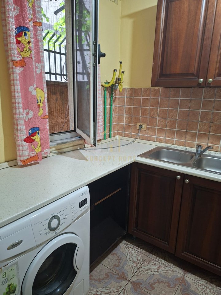 Apartament 2+1 Me Qira në Kodra e Diellit, Komuna e Parisit, Tiranë - 650€ | 130 m²