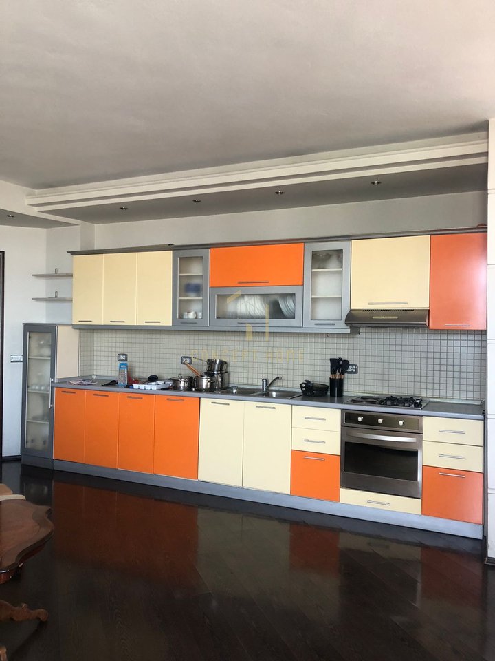 Apartament 2+1 Me Qira në Kodra e Diellit, Komuna e Parisit, Tiranë - 600€ | 112 m²