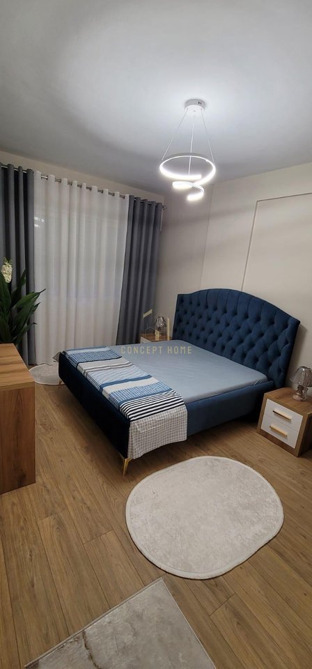 Appartamento in affitto 2+1+2 a Komuna Parisit