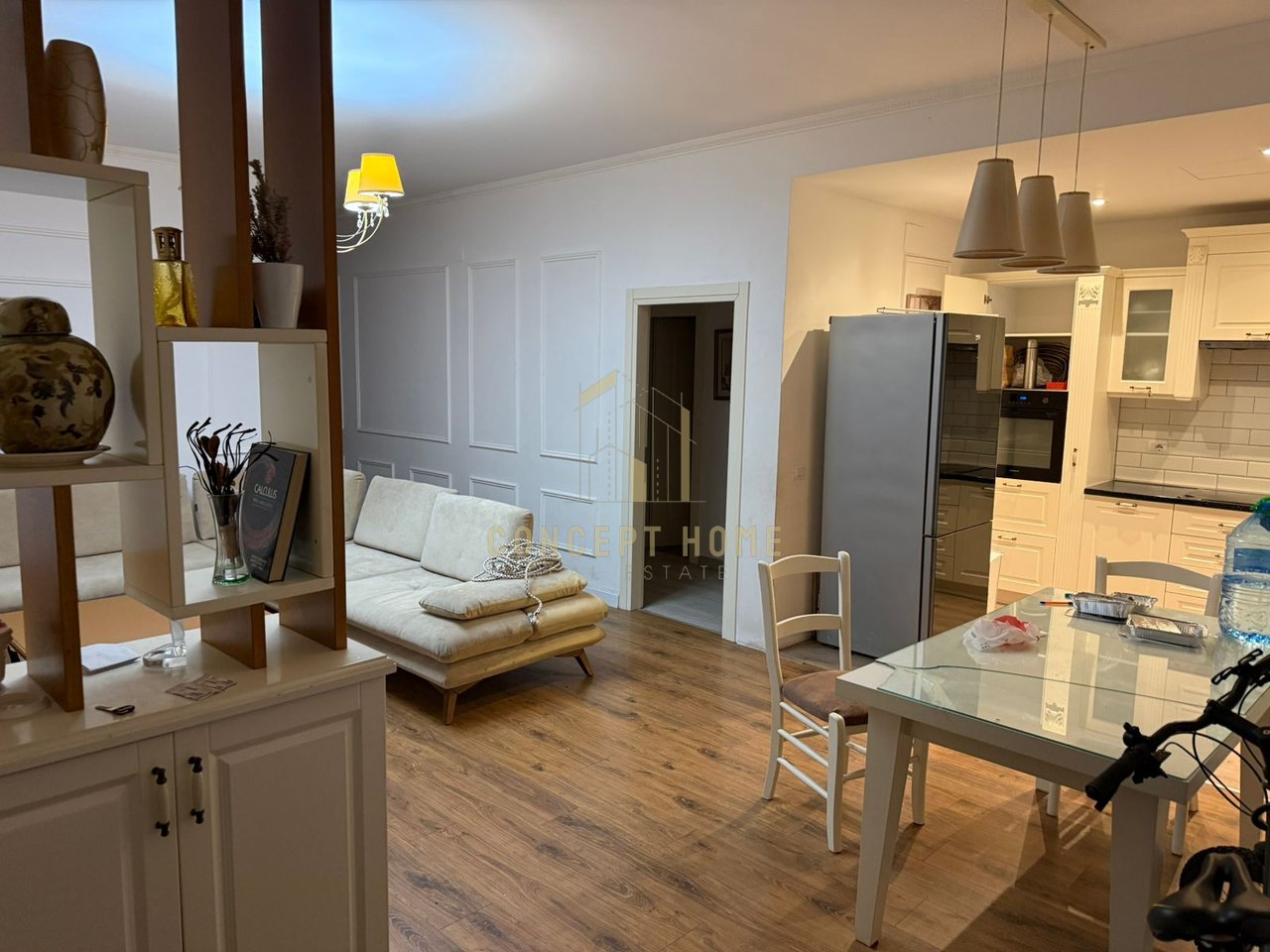 Jepet me qera Apartament 3+1+2 ne Bllok