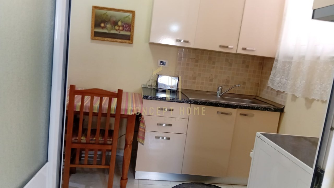 Jepet me qera garzoniere tek 21 Dhjetori.