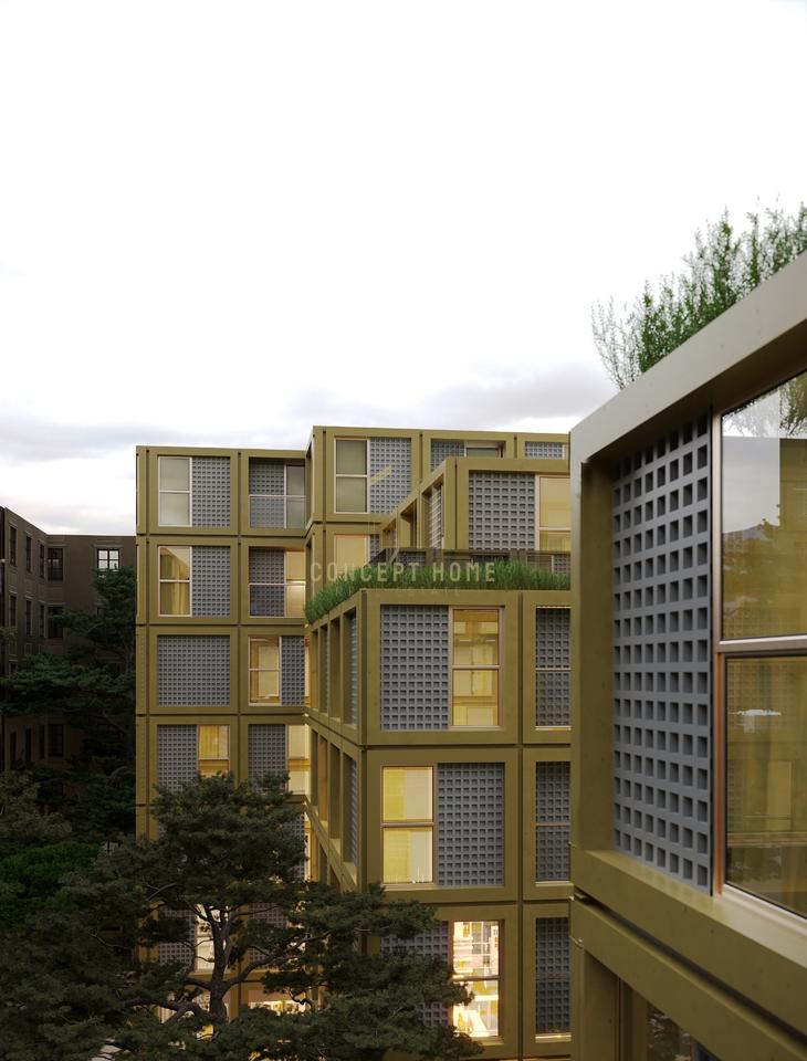 Shitet apartament 3+1  tek Stacioni i Trenit/370,000 euro