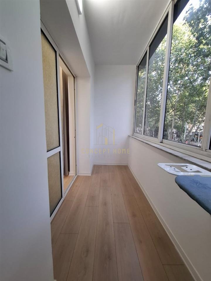 Jepet me qera Apartament 1+1 prane Stacionit te Trenit