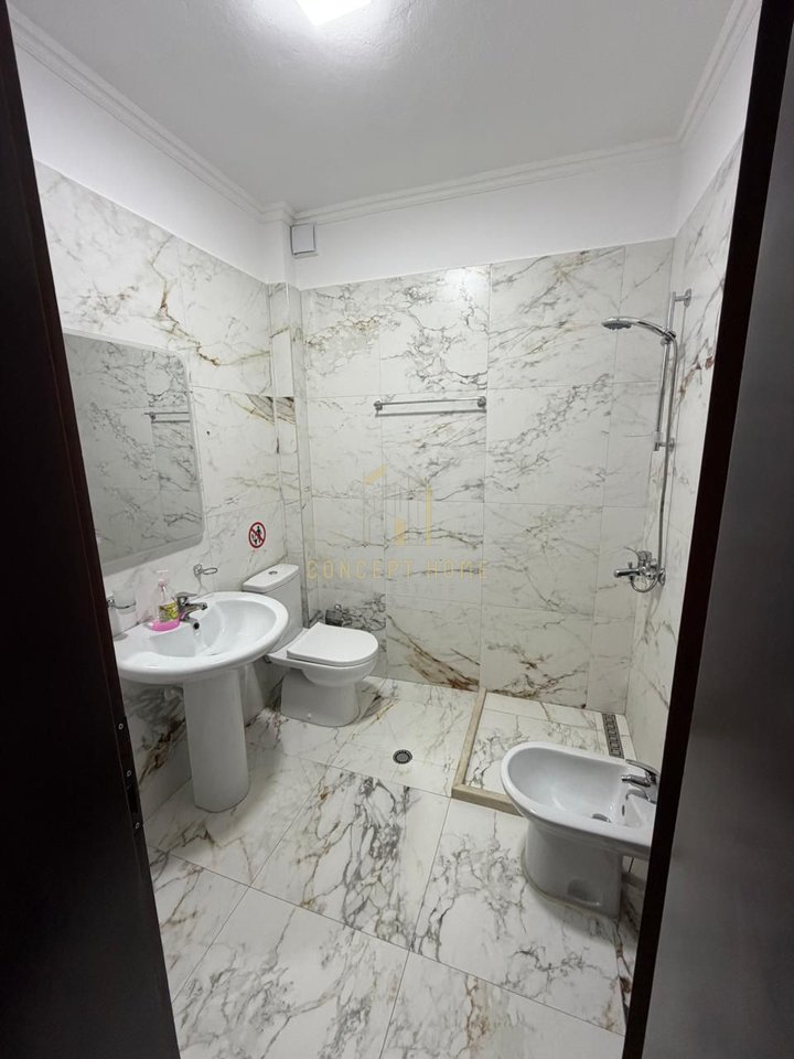 Jepet zyre me qera ne Bllok