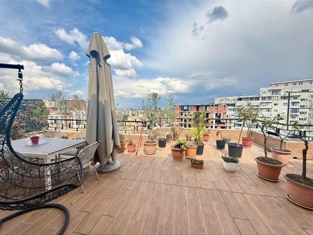 Appartamento 3+1 in Vendita a Kopshti Botanik, Tirana - 315.000€ | 120,7 m²