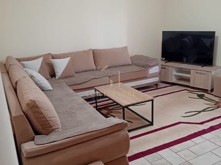 Apartment 3+1+2 for sale in Xhamllik.