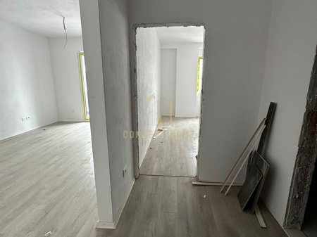 Apartament 2+1+2 Për Shitje në Kamez, - 91,980€ | 102.20 m²