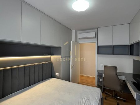 jepet me qera apartament 2+1+2 tek 5 Maj