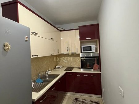 Affittasi appartamento 1+1 ad Astir/Prezzo: 40.000 Lek al mese