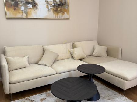 Jepet me qera Apartament 2+1 ne Yzberisht.