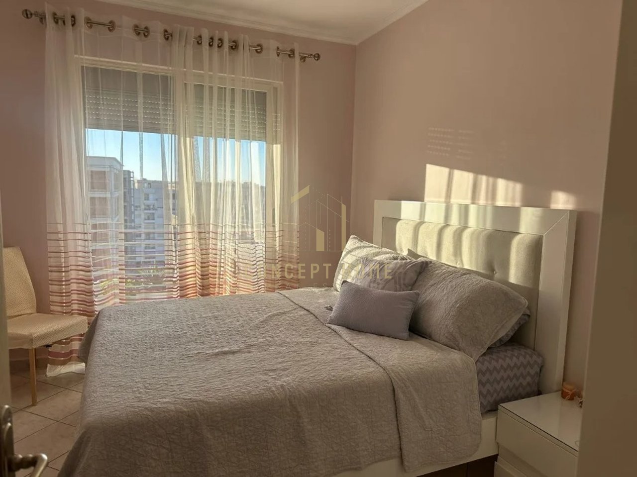 A 1+1 house is for rent in Astir.