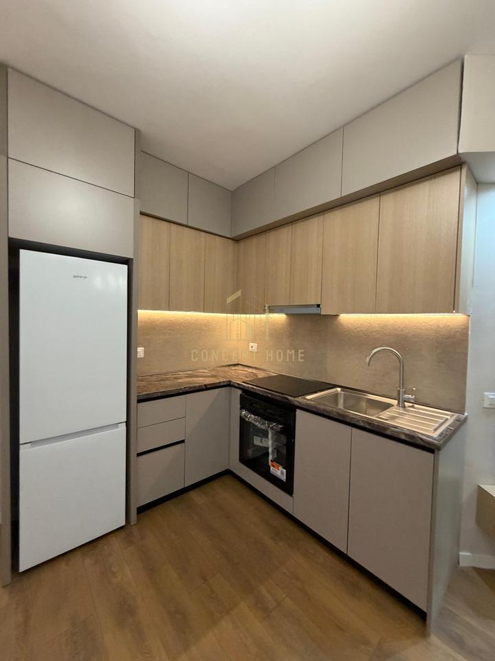 Jepet me qera Apartament 2+1 ne Yzberisht.