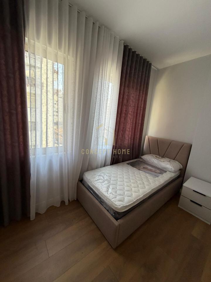Jepet me qera Apartament 2+1 ne Yzberisht.