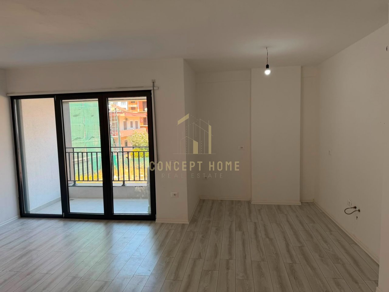 Appartamento 2+1 in Affitto in Via Jordan Misja, Tirana - 700€ | 105 m²