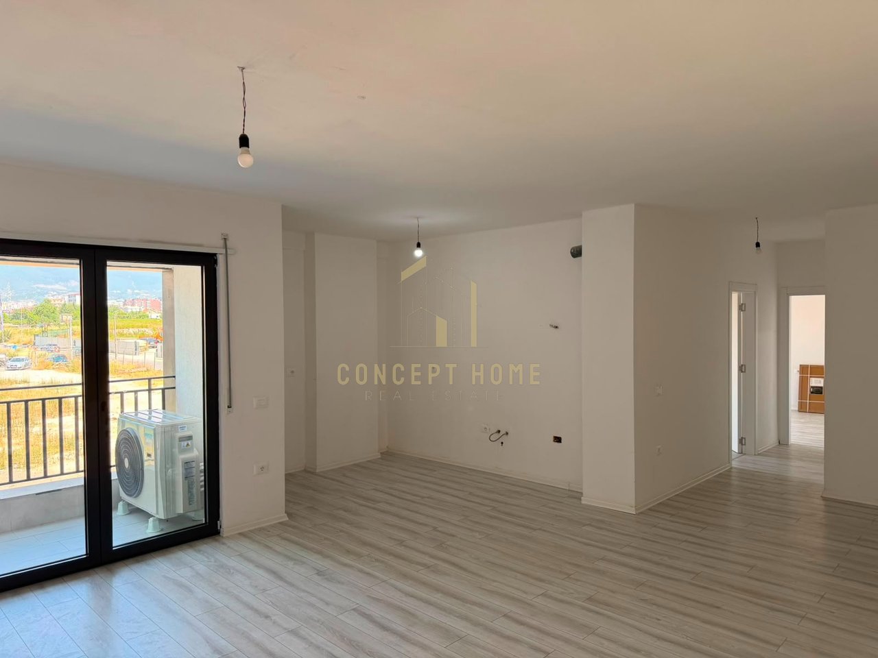 Appartamento 2+1 in Affitto in Via Jordan Misja, Tirana - 700€ | 105 m²