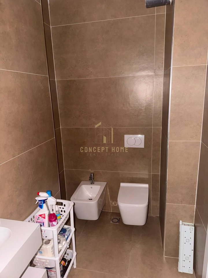 Apartament 2+1 Me Qira në Rruga Jordan Misja, Tiranë - 1500€ | 122 m²