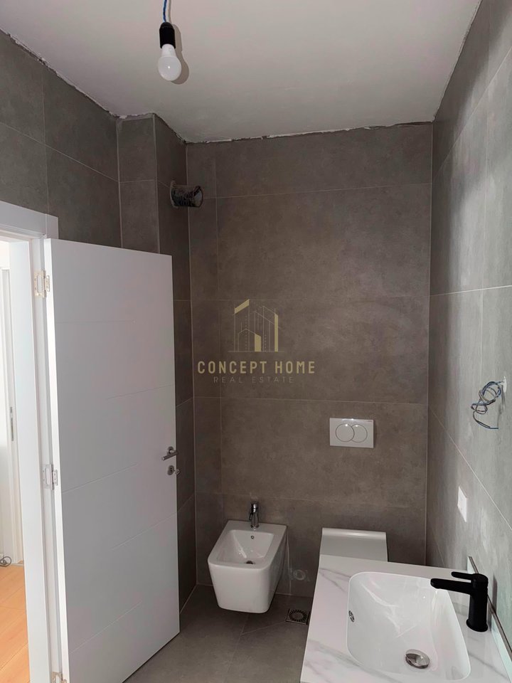Apartament 2+1 Me Qira në Rruga Jordan Misja, Tiranë - 1500€ | 122 m²