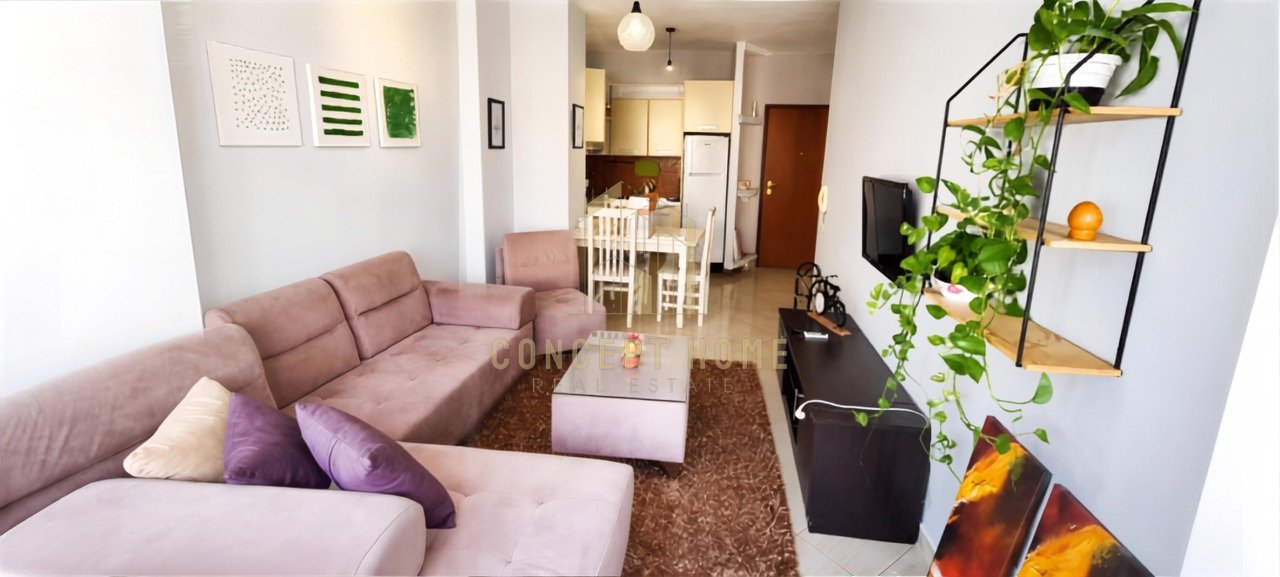 Jepet me qera apartament 1+1 ne Qender