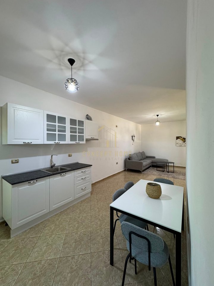 Jepet me qera apartament 1+1 ne Ali Dem