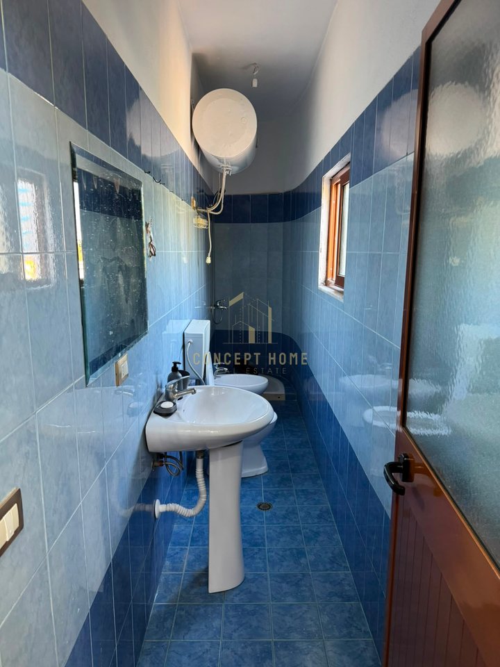 Jepet me qera apartament 1+1 ne Ali Dem