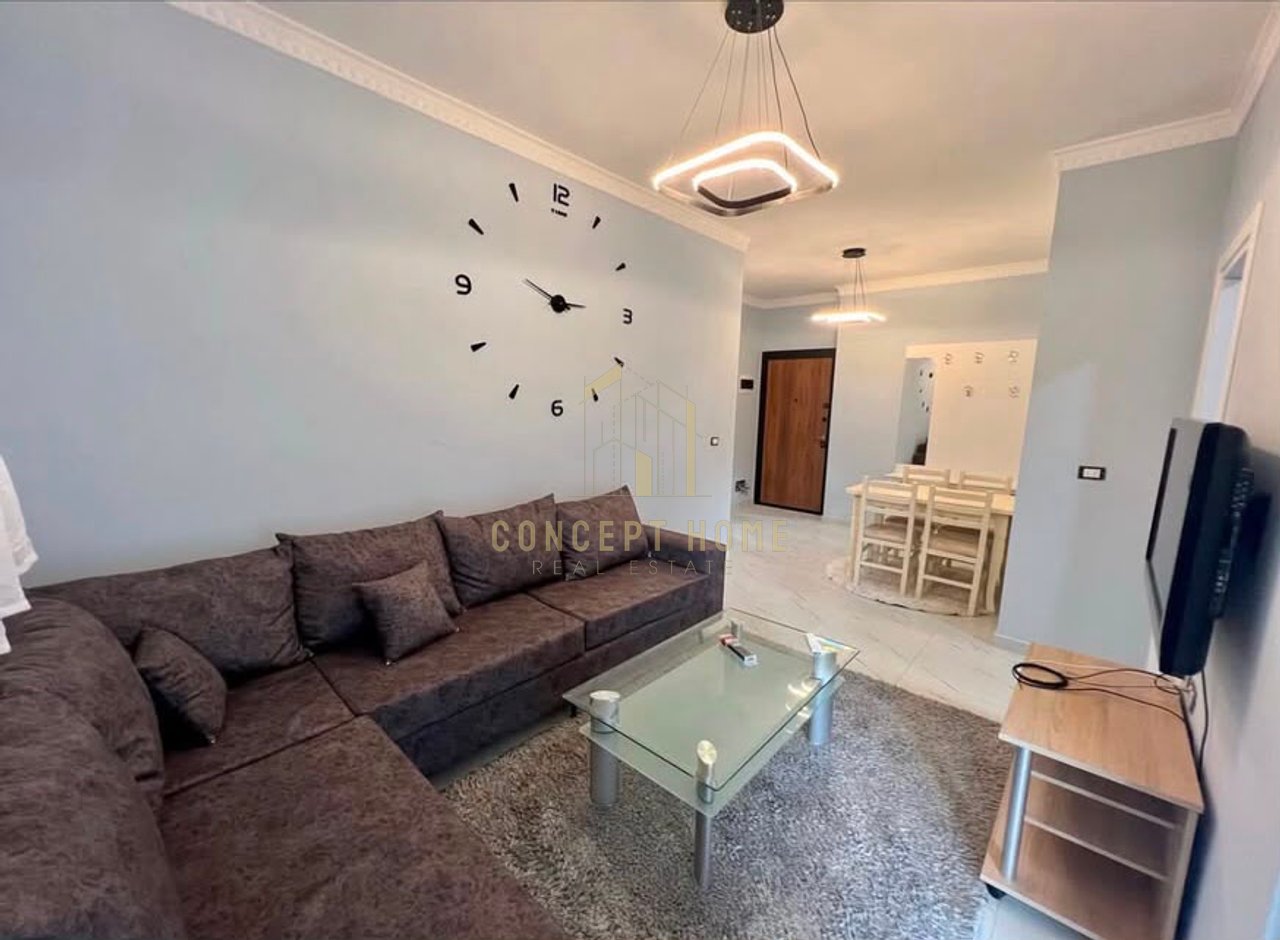 Apartment 1+1 for sale in 5 Maj.