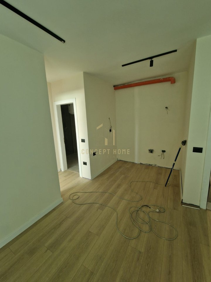 Appartamento esclusivo 1+1 in vendita a Komune e Parisit / 145,000€