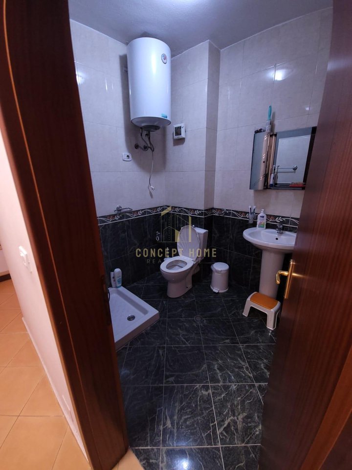 Apartment 2+2 For Rent in Former Exhibition, Tirana - 700€ | 125 m²