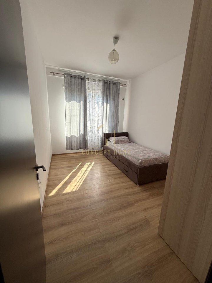 Jepet me qera apartament 2+1 ne Ali Dem