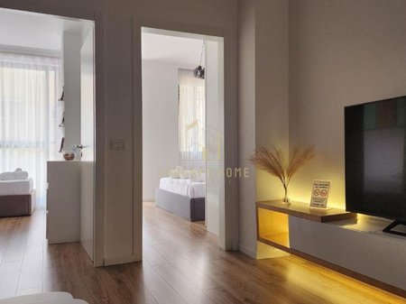 Jepet me qera apartament 2+1 tek Rruga e Kavajes