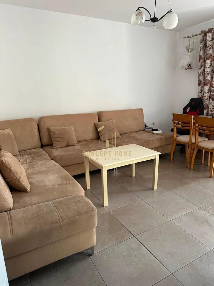 Apartment 2+1 for rent at Bulevardi Zogu I