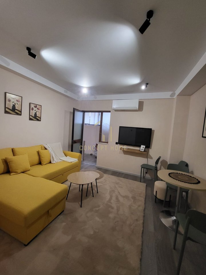 Jepet me qera apartament 1+1 ne Qender