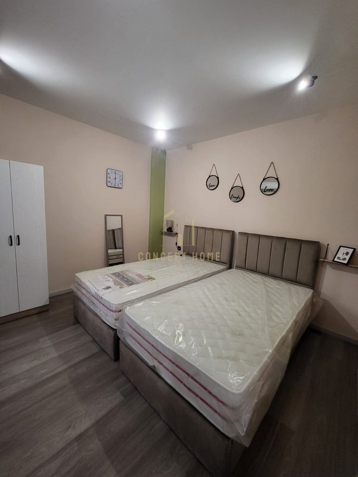 Jepet me qera apartament 1+1 ne Qender